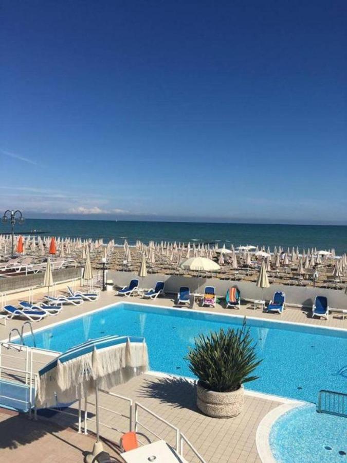 Hotel Condor Lido di Jesolo Exteriör bild