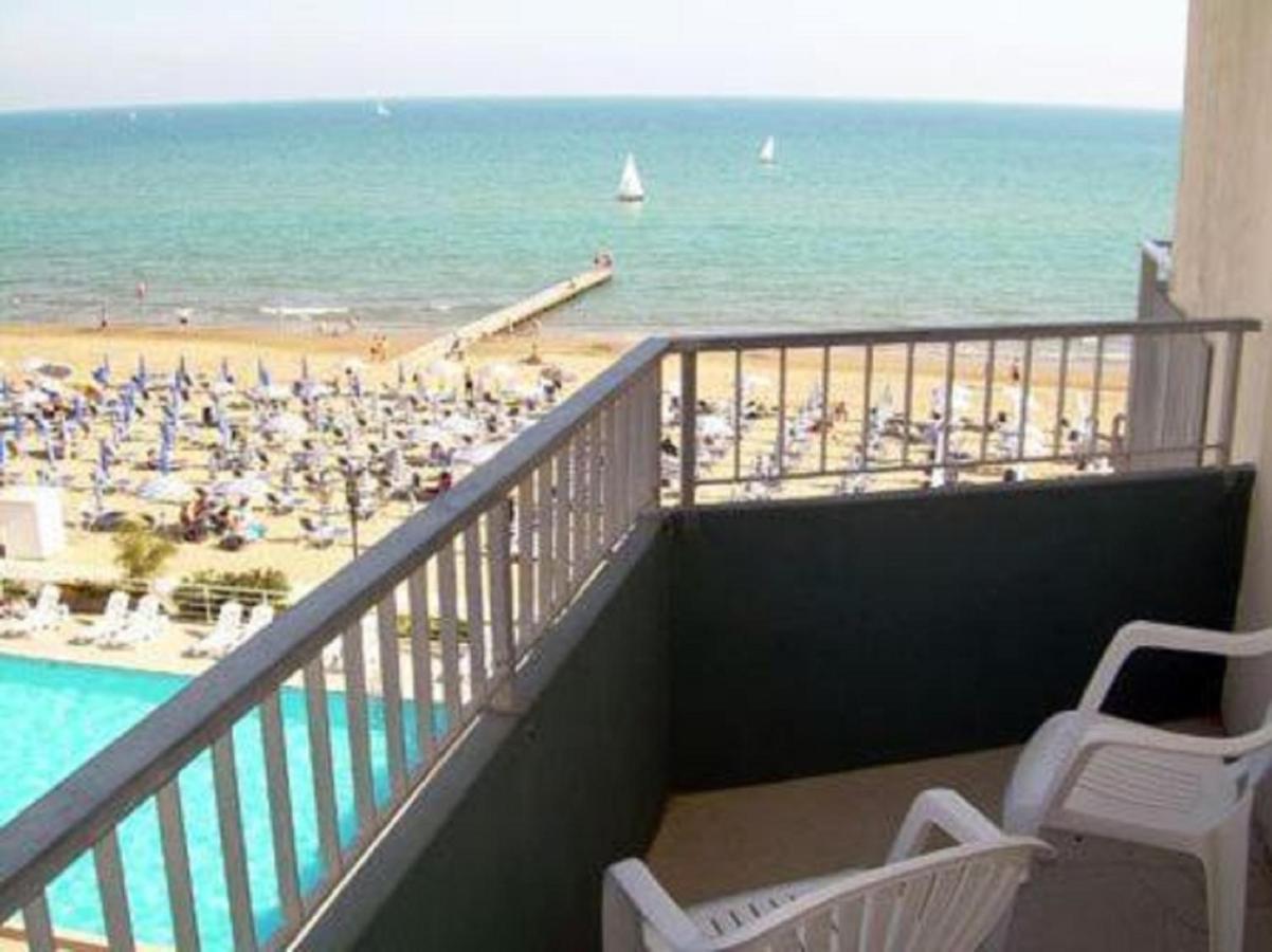 Hotel Condor Lido di Jesolo Exteriör bild