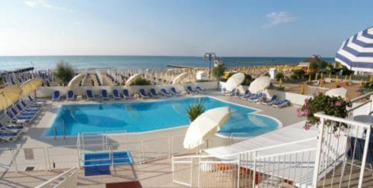 Hotel Condor Lido di Jesolo Exteriör bild