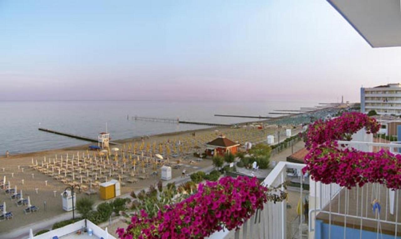 Hotel Condor Lido di Jesolo Exteriör bild